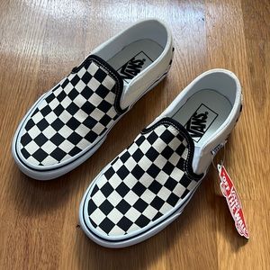 CHECKERED VANS
